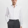 Costume slim en twill avec boutons de manchette Costume slim en twill avec boutons de manchette