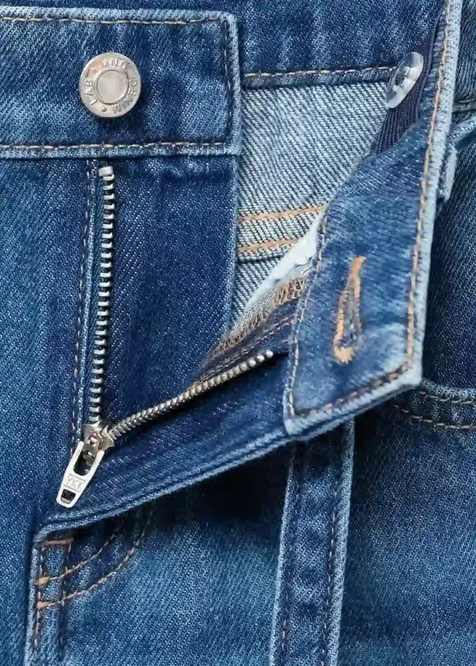 Culotte en jean avec détails de coutures