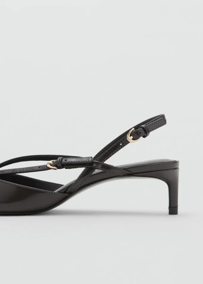 Escarpins à talons bobines et lanières