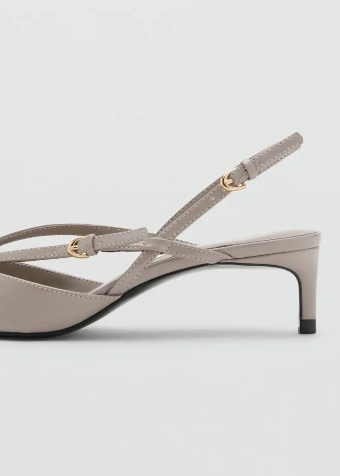 Escarpins à talons bobines et lanières