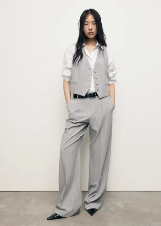 Gilet de costume à fines rayures