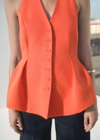Gilet à dos nu et basque
