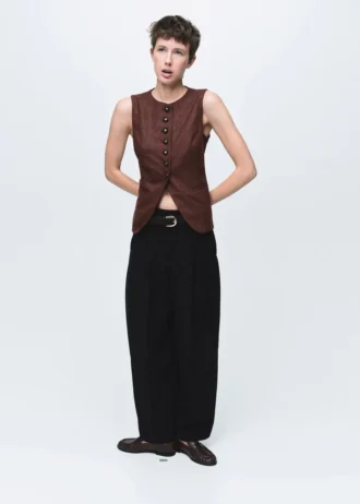 Gilet en laine mélangée avec boutons