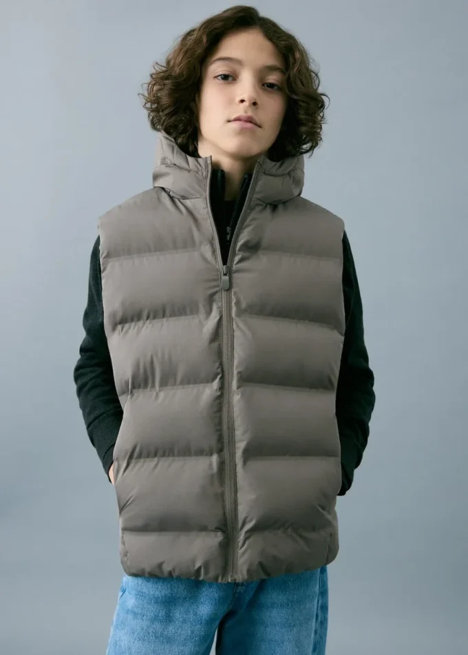Gilet matelassé à capuche