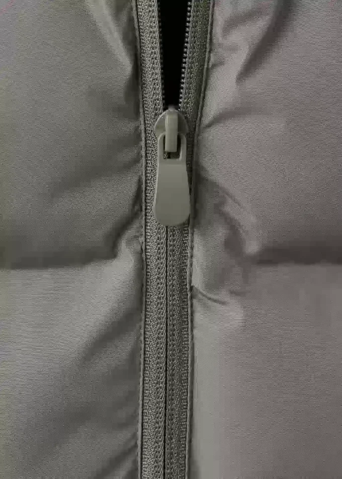 Gilet matelassé à capuche