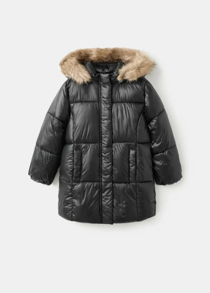Grand anorak avec capuche effet fourrure Grand anorak avec capuche effet fourrure