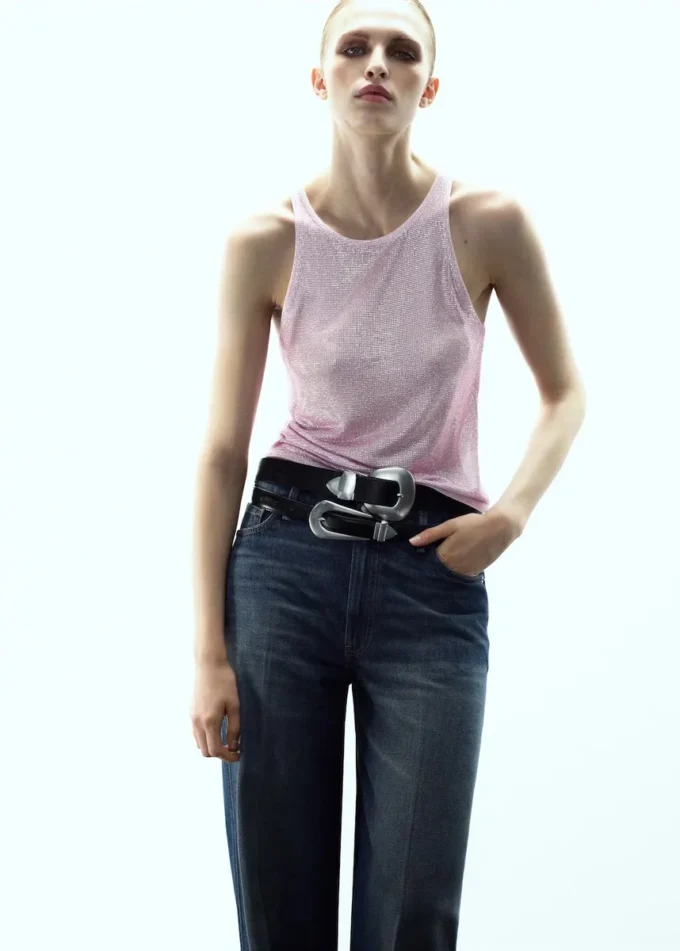Haut dos nu avec cristaux