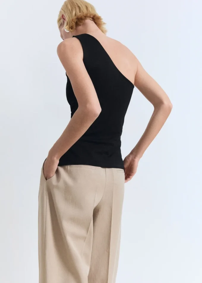 Haut drapé asymétrique