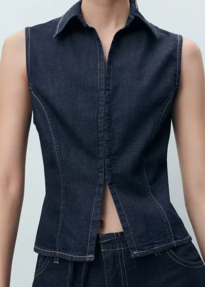 Haut en denim avec coutures contrastées