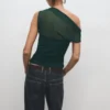 Haut semi-transparent à encolure asymétrique