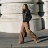 Jean ample à taille mi-haute et jambes larges Jean ample à taille mi-haute et jambes larges