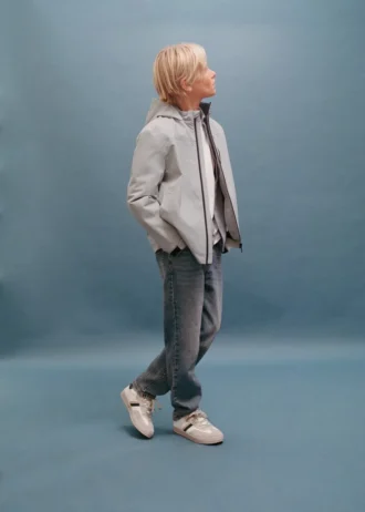 Manteau imperméable à capuche