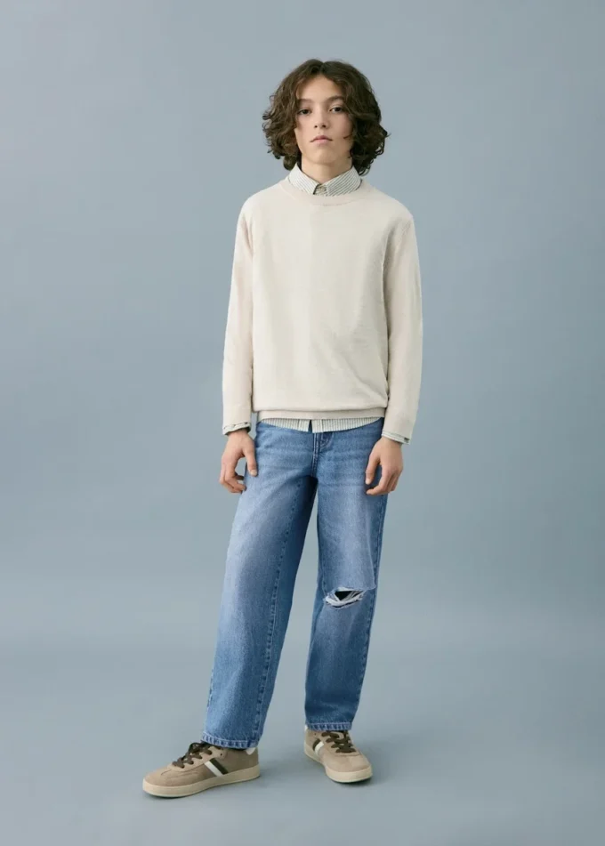 Jean droit taille moyenne Jean droit taille moyenne