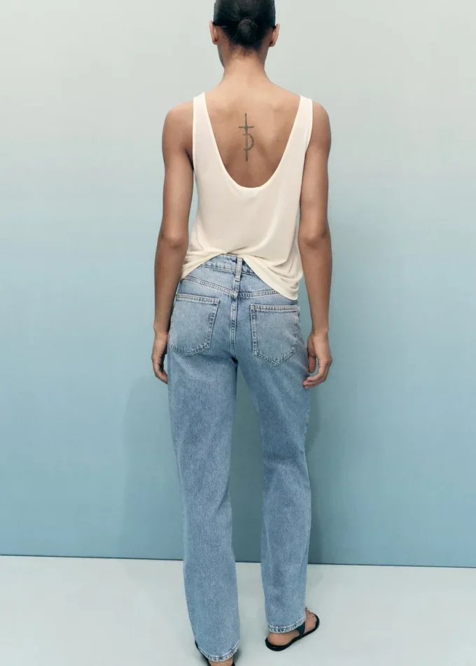 Jean droit taille moyenne Matilda Jean droit taille moyenne Matilda