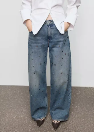 Jean à jambes droites avec œillets