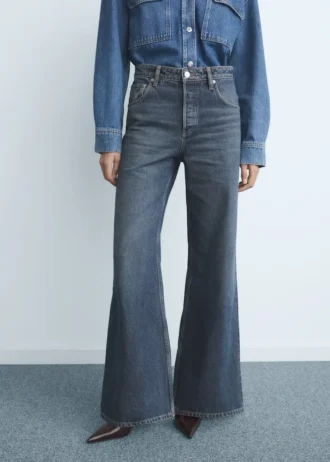 Jean à jambes larges avec boutons