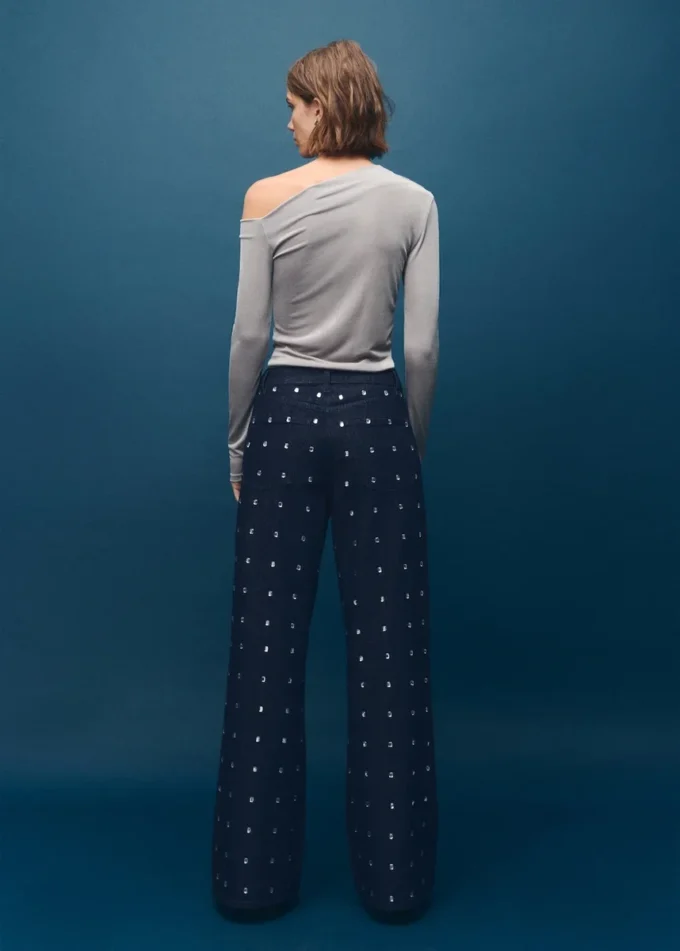 Jean à jambes larges avec cristaux Jean à jambes larges avec cristaux