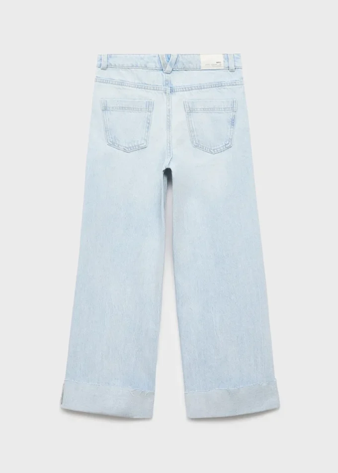 Jean à jambes larges avec ourlet retroussé Jean à jambes larges avec ourlet retroussé