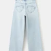 Jean à jambes larges avec poches en forme de cœur