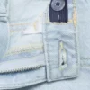 Jean mom fit à déchirures décoratives Jean mom fit à déchirures décoratives