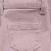 Jean sans coutures avec ourlet effiloché Jean sans coutures avec ourlet effiloché