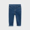 Jean skinny à ourlet effiloché Jean skinny à ourlet effiloché