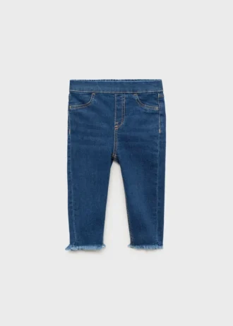 Jean skinny à ourlet effiloché
