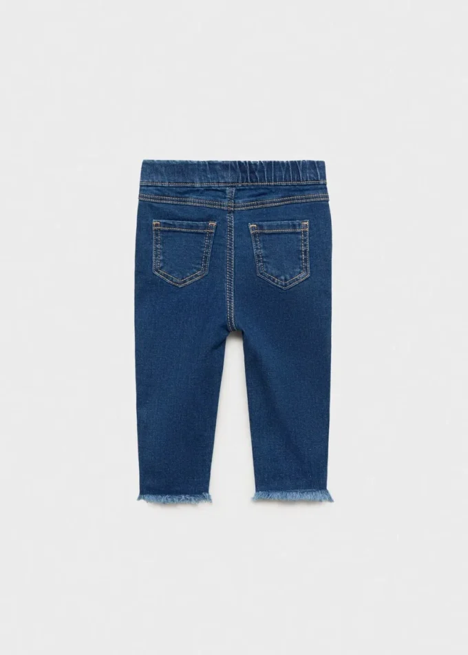 Jean skinny à ourlet effiloché Jean skinny à ourlet effiloché