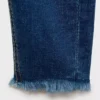 Jean skinny à ourlet effiloché Jean skinny à ourlet effiloché