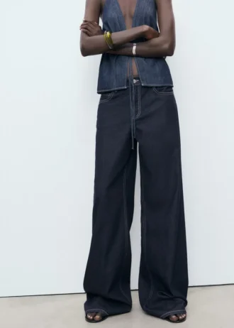 Jean taille basse à jambes larges