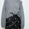 Jupe en simili cuir cloutée Jupe en simili cuir cloutée