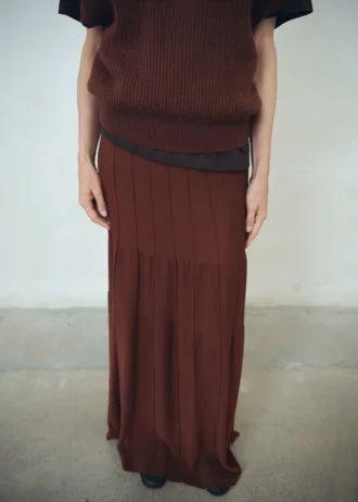 Jupe longue en maille avec détails de coutures