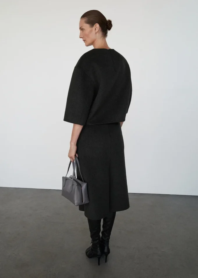 Jupe midi en laine avec fente Jupe midi en laine avec fente