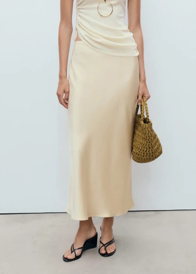 Jupe midi en satin Jupe midi en satin