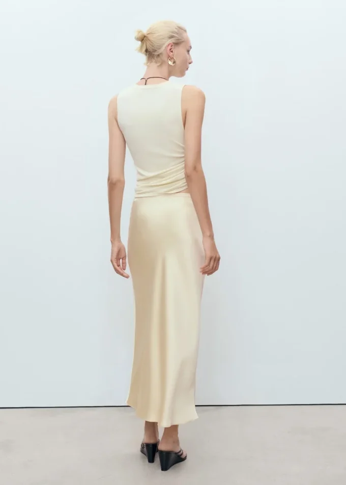 Jupe midi en satin Jupe midi en satin