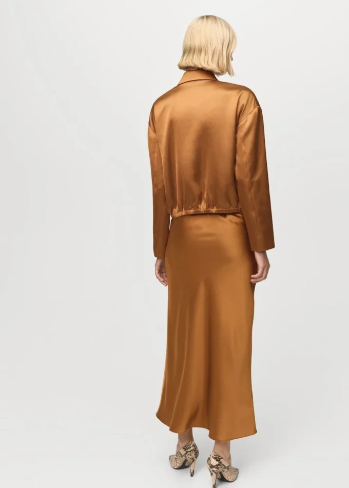 Jupe midi en satin Jupe midi en satin