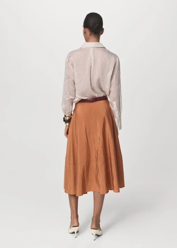 Jupe midi en satin Jupe midi en satin