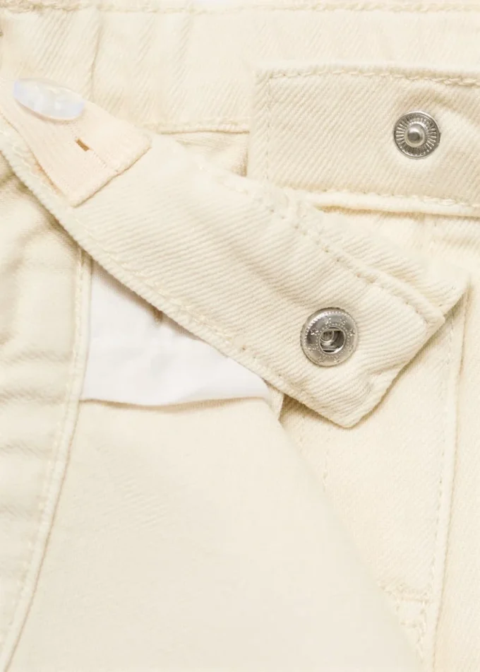 Jupe-short en denim enveloppante Jupe-short en denim enveloppante