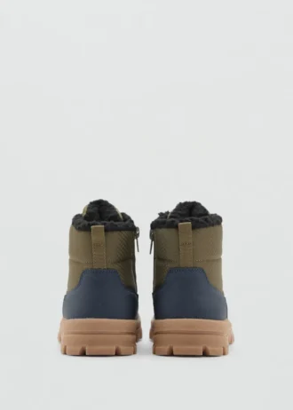 Lacets de chaussures de montagne