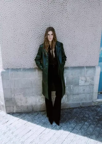 Long manteau en simili cuir
