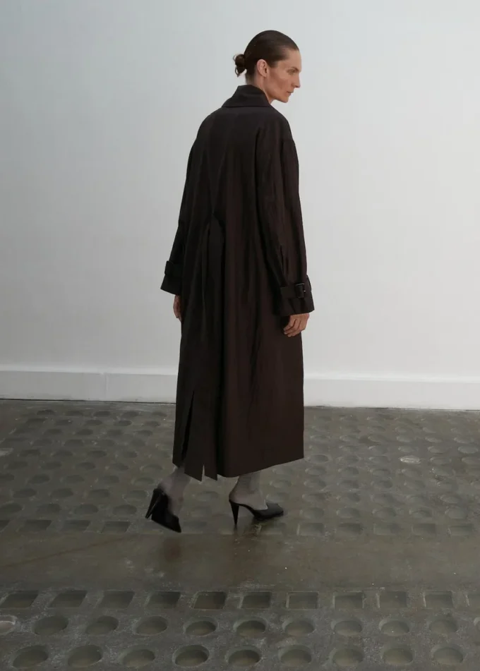 Long trench-coat en laine vierge Long trench-coat en laine vierge