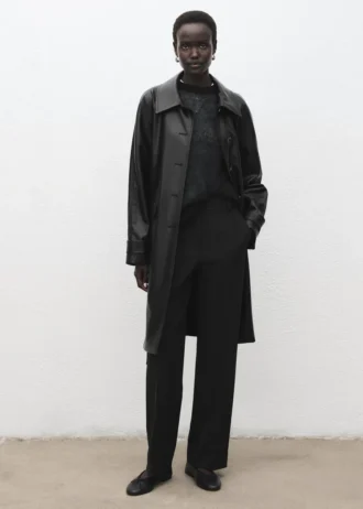Long trench-coat en simili cuir avec ceinture