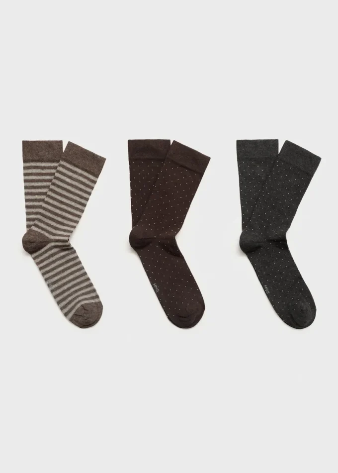 Lot de 3 paires de chaussettes assorties Lot de 3 paires de chaussettes assorties