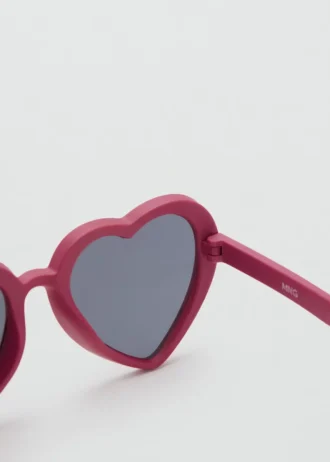 Lunettes de soleil en forme de cœur
