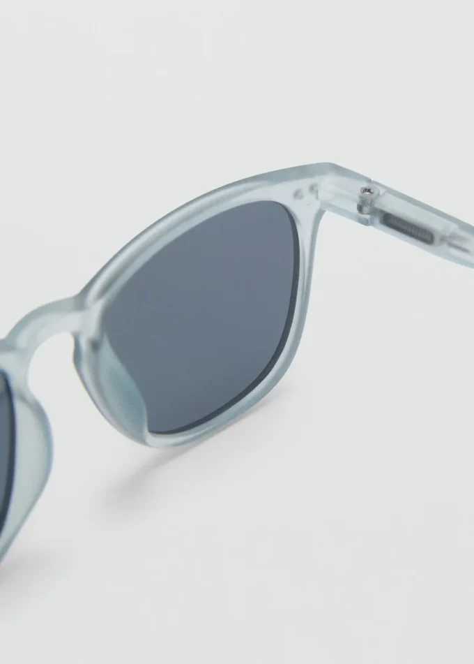 Lunettes de soleil à monture en résine