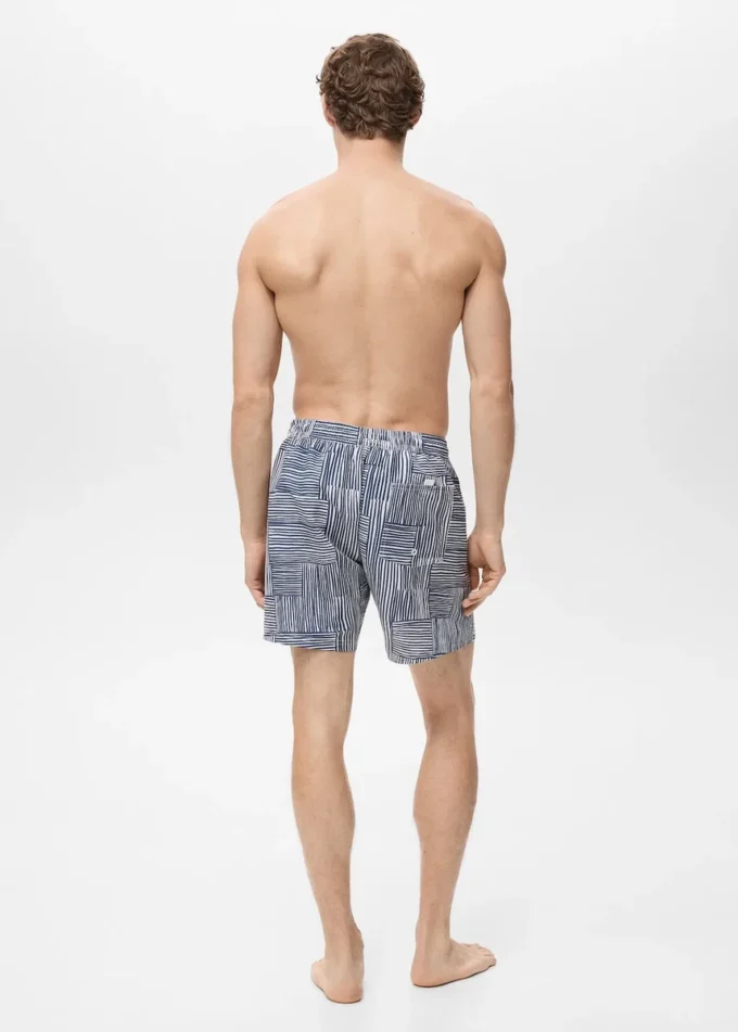 Maillot de bain à rayures multiples Maillot de bain à rayures multiples