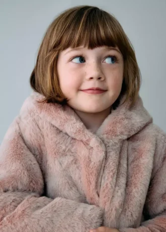 Manteau à capuche effet fourrure