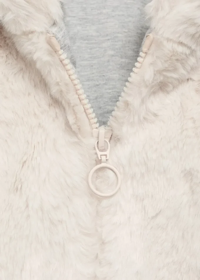 Manteau à capuche effet fourrure