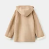 Manteau à capuche effet peau de mouton