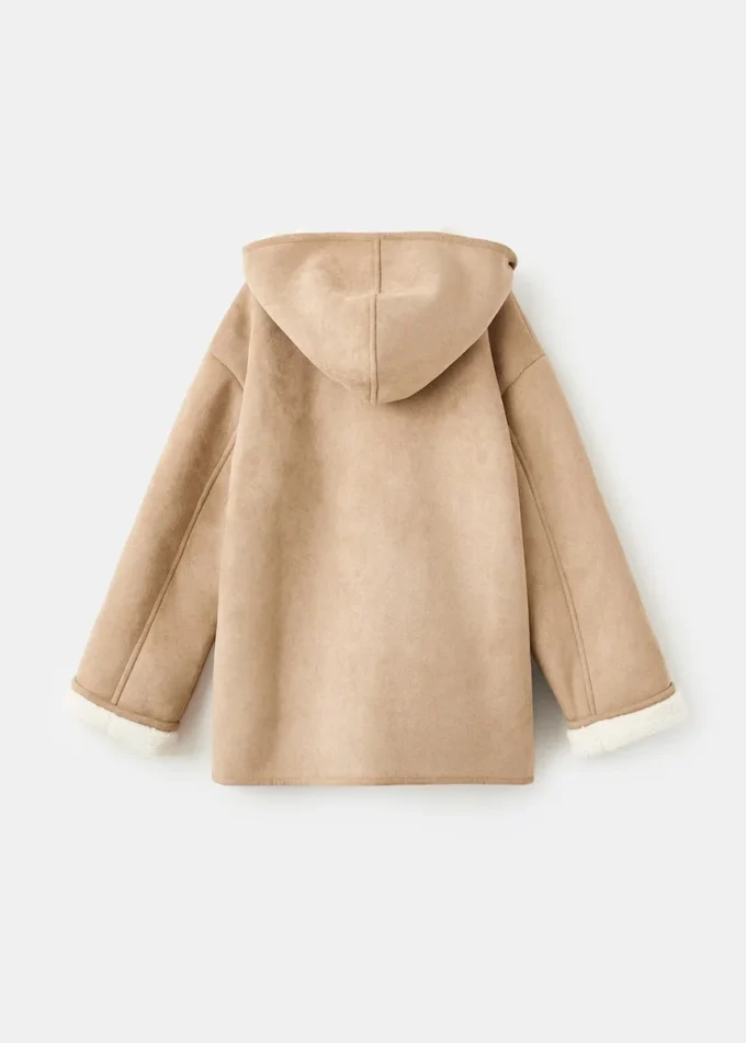 Manteau à capuche effet peau de mouton